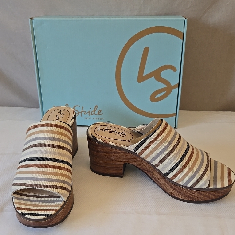 LifeStride Striped Platform Sandals